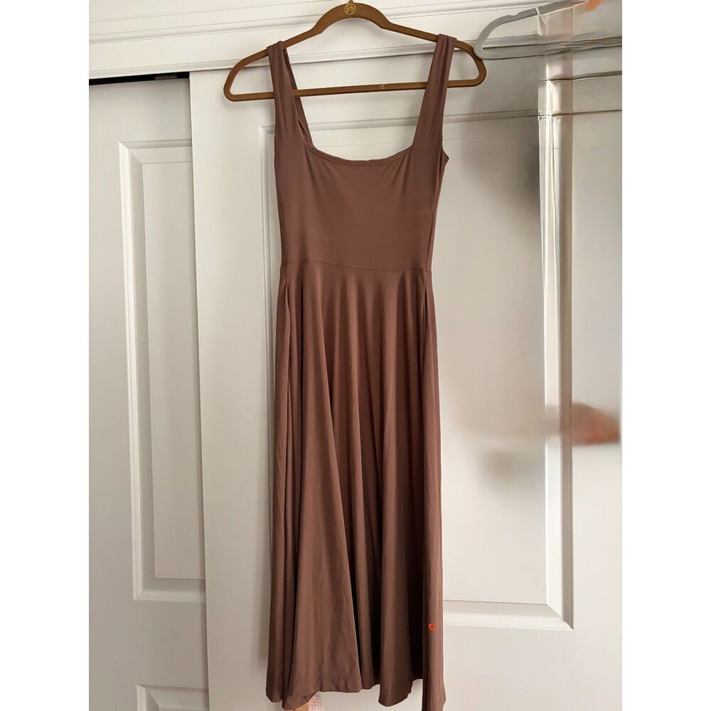 NEW w Tags XS Square Neck Flowy New Airy Bra Midi Dress $89.00 SZ. Color Mocha - Picture 10 of 15